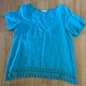 100% linen Italian made size medium turquoise short sleeve scallop lace blouse